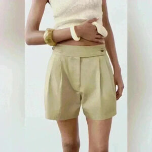 ZARA SIDE STRAP CARGO SHORTS